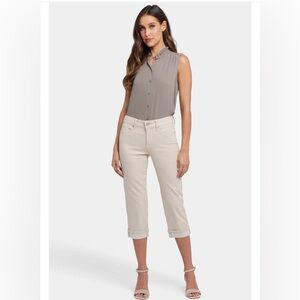 NWT | NYDJ Marilyn Straight Crop Jeans with Cuffs | Size 6 (Size 29)